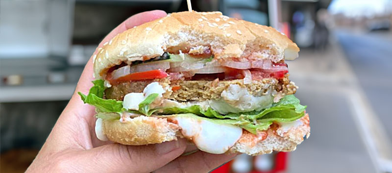 Ideal für Streetfood: Die vegane Burger von Vegusto.